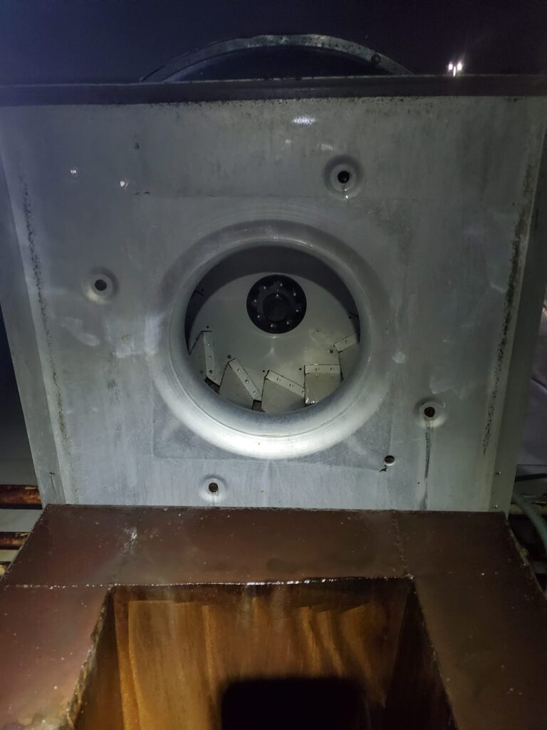 1000204640